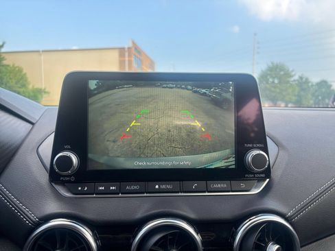 Used 2025 Nissan Sentra SV FWD image 23
