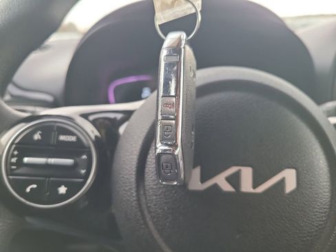 Used 2025 Kia Soul LX w/ LX Technology Package image 29