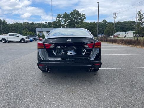 New 2025 Nissan Altima 2.5 SR w/ SR Premium Package image 5