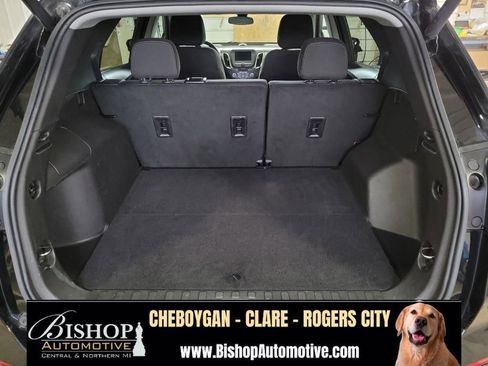 Used 2024 Chevrolet Equinox LT FWD image 32