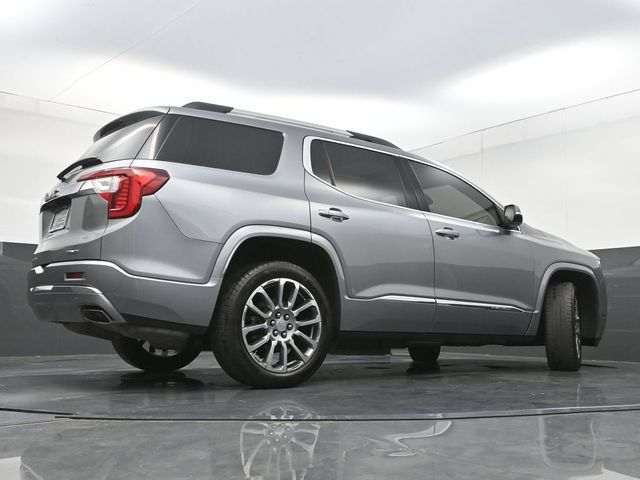 Used 2023 GMC Acadia Denali w/ Denali Ultimate Package AWD/4WD image 32