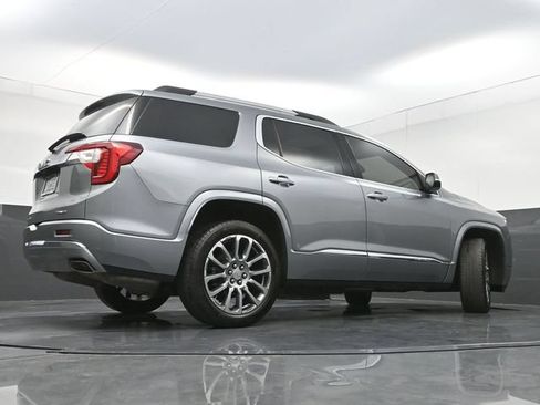 Used 2023 GMC Acadia Denali w/ Denali Ultimate Package AWD/4WD image 32