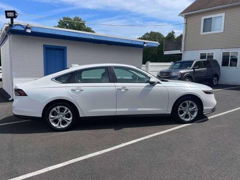 Certified 2024 Honda Accord LX image 4