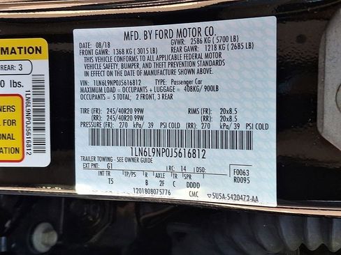 Used 2018 Lincoln Continental Reserve w/ Continental Climate Package image 27