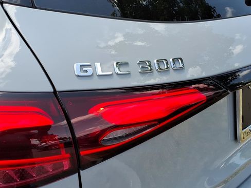 New 2026 Mercedes-Benz GLC 300 4MATIC image 9