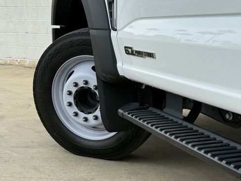 New 2024 Ford F450 XL w/ XL Chrome Package image 17