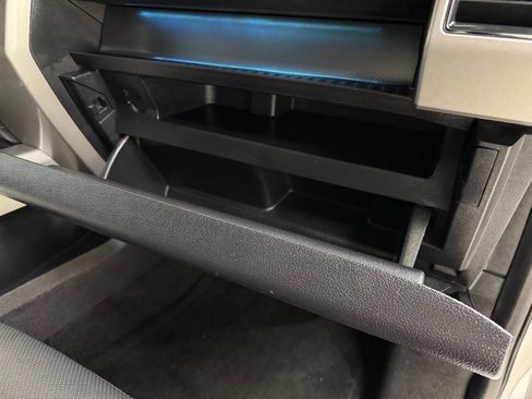 Used 2017 Ford F150 Lariat RWD image 33