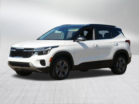 Certified 2024 Kia Seltos S AWD/4WD image 3