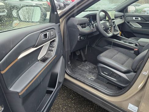 New 2026 Ford Explorer Tremor w/ Tremor Ultimate Package image 15