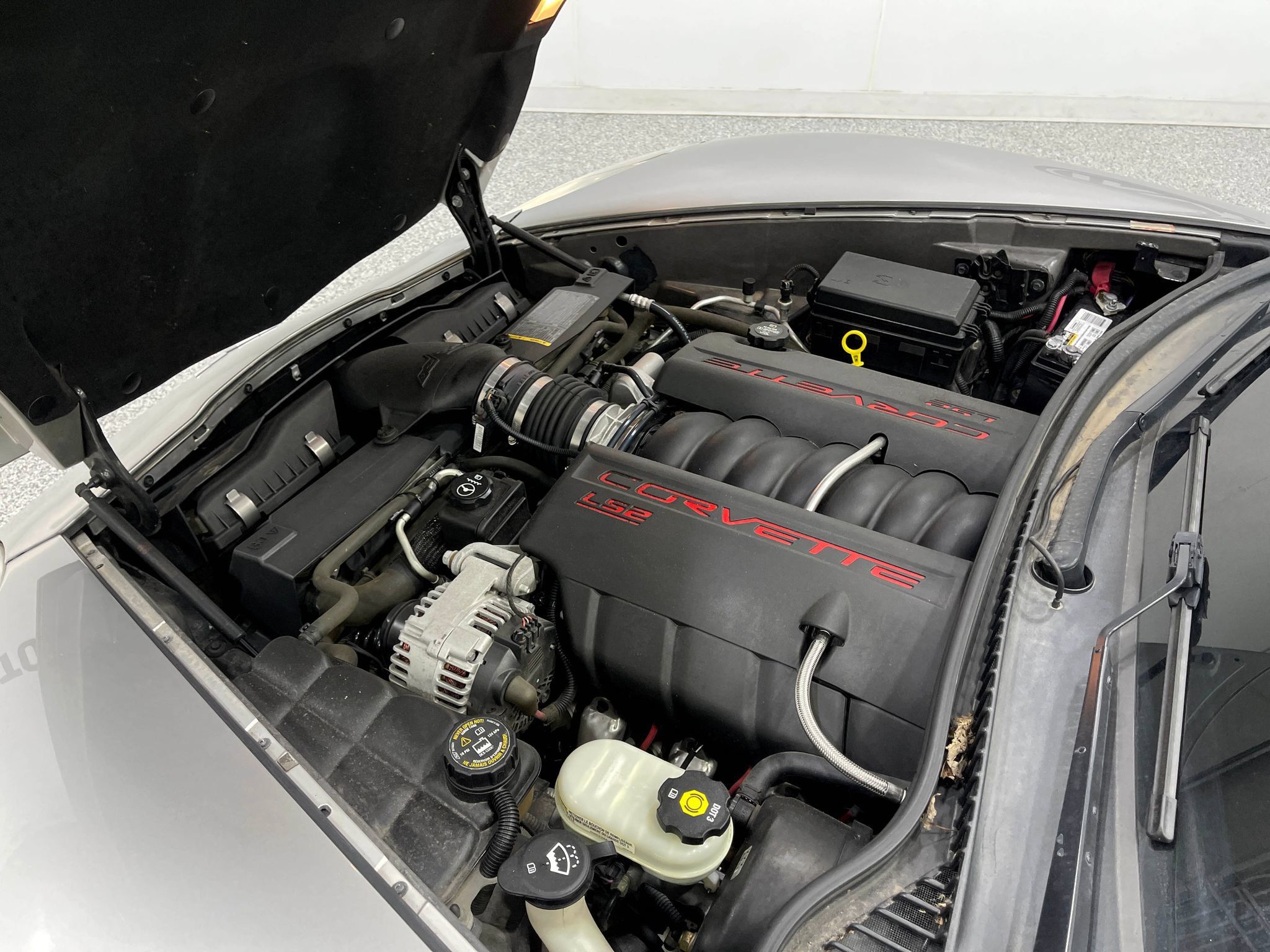 Used 2005 Chevrolet Corvette Convertible w/ Preferred Equipment Group RWD image 24