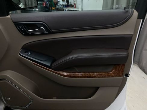 Used 2018 Chevrolet Tahoe Premier image 26