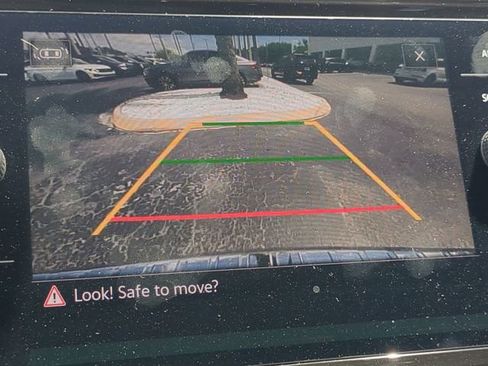 Certified 2023 Volkswagen Atlas SE w/ Panoramic Sunroof Package image 24