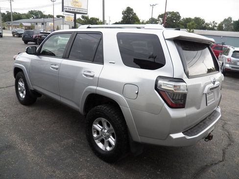 Used 2018 Toyota 4Runner SR5 Premium w/ Wilderness Package AWD/4WD image 3