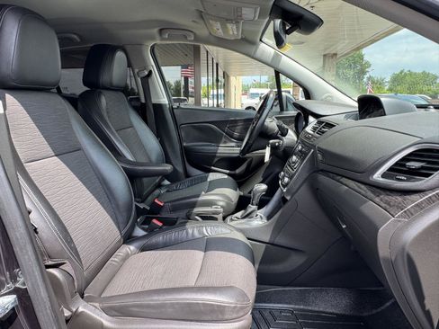 Used 2016 Buick Encore Convenience AWD/4WD image 25
