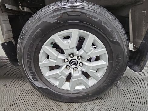 Used 2022 Nissan Frontier SV RWD image 39