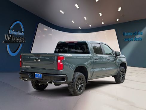 Used 2025 Chevrolet Silverado 1500 LT Trail Boss w/ LT Trail Boss Premium Package AWD/4WD image 3