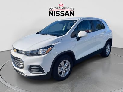Used 2022 Chevrolet Trax LS w/ Tint and Cruise Package
