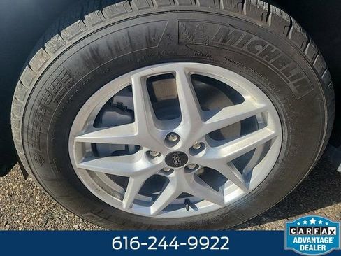 Used 2024 Ford Edge SEL w/ Convenience Package AWD/4WD image 10