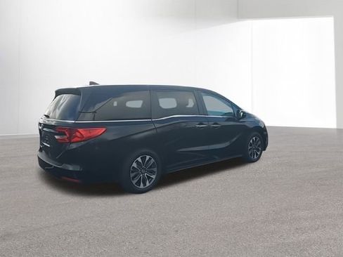 Used 2023 Honda Odyssey EX-L image 9