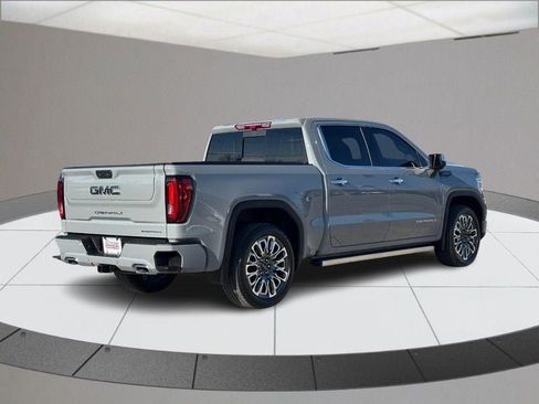 Used 2025 GMC Sierra 1500 Denali Ultimate image 3