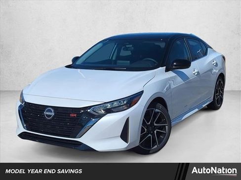 New 2025 Nissan Sentra SR image 1