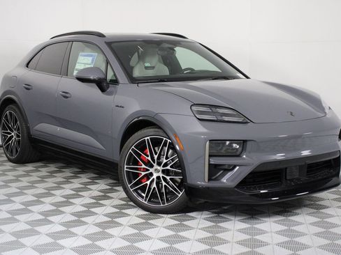 New 2025 Porsche Macan Turbo Electric image 9