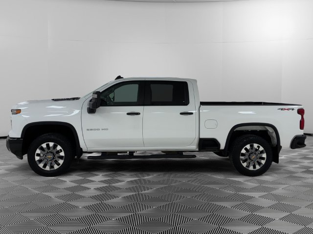 Used 2026 Chevrolet Silverado 2500 Custom w/ Custom Value Package AWD/4WD image 2
