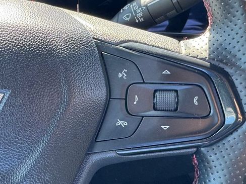 Certified 2024 Chevrolet Trax RS w/ Sunroof Package FWD image 21