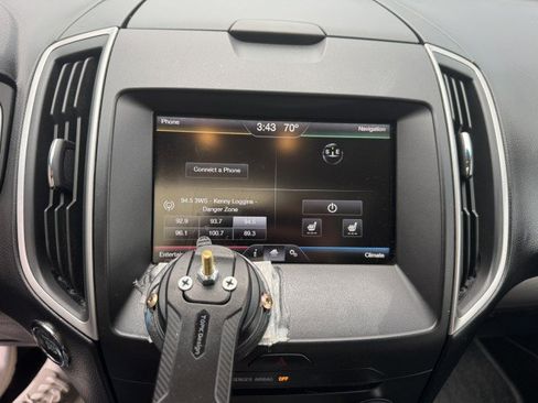 Used 2015 Ford Edge SEL w/ Equipment Group 201A AWD/4WD image 13