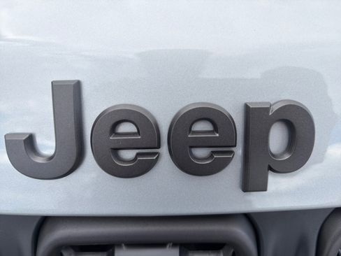 New 2026 Jeep Compass Trailhawk AWD/4WD image 11