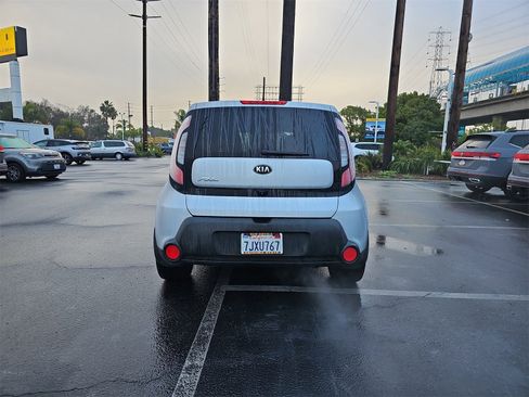 Used 2015 Kia Soul + w/ Audio Package image 6