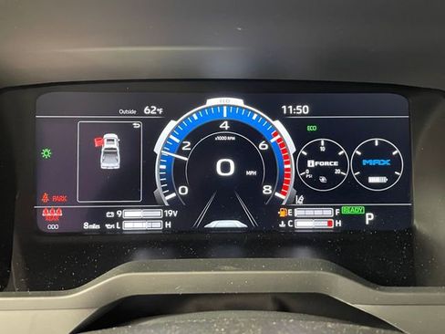 New 2026 Toyota Tundra Platinum w/ TRD Off-Road Package AWD/4WD image 3