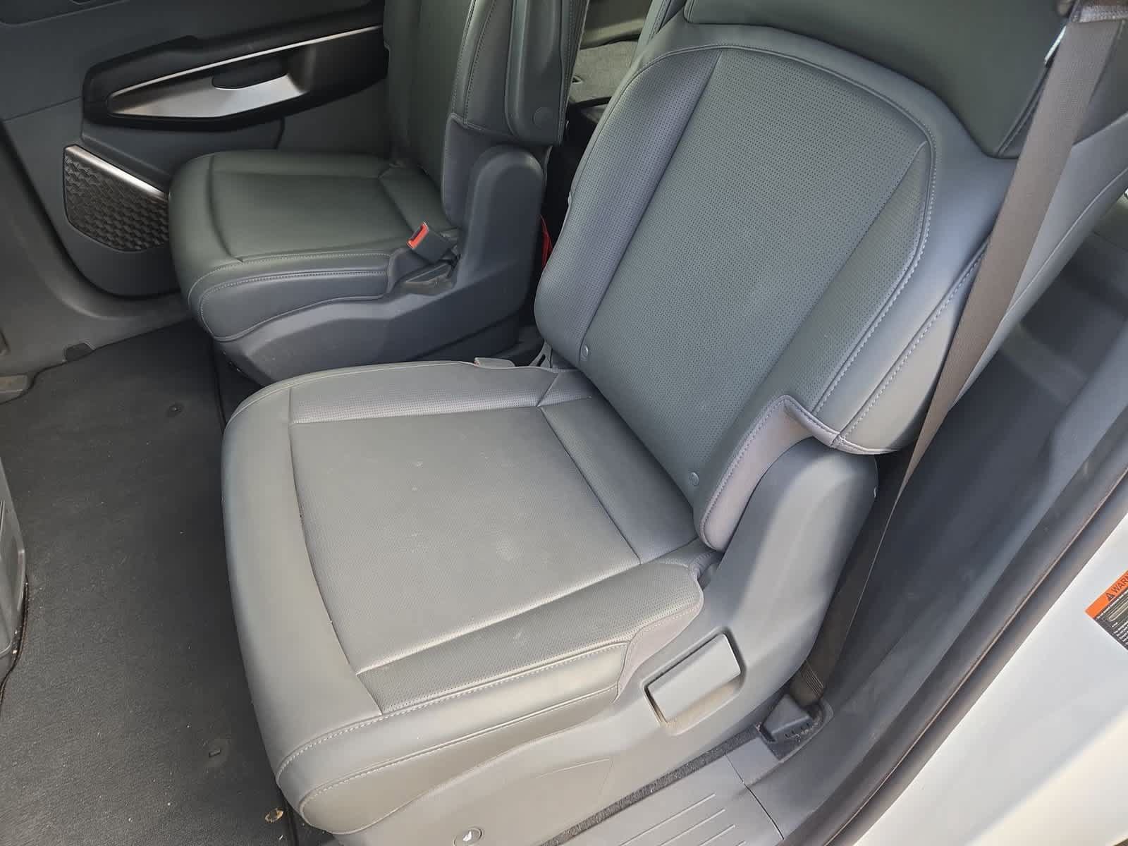 Used 2024 Kia EV9 Light Long Range RWD image 19