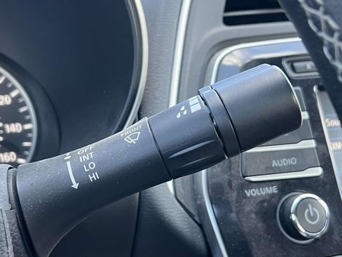 Used 2018 Nissan Maxima 3.5 SL image 25