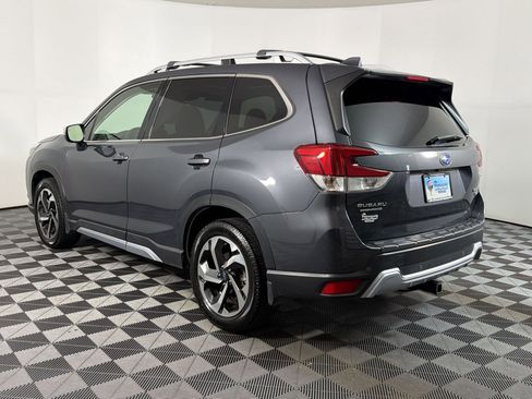 Used 2023 Subaru Outback Premium AWD/4WD image 2
