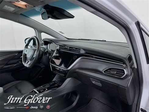 Used 2023 Chevrolet Bolt LT w/ Infotainment Package image 19
