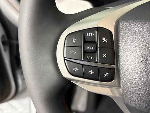 New 2026 Ford Explorer Active w/ Active Comfort Package RWD image 17