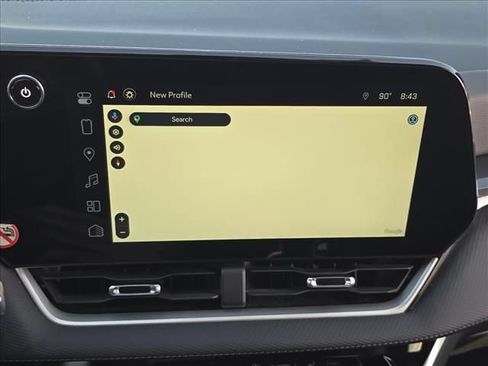 Certified 2025 Chevrolet Equinox LT w/ Convenience Package II FWD image 20