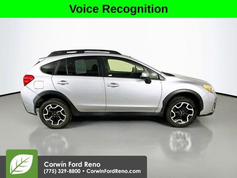 Used 2016 Subaru Crosstrek 2.0i Premium image 8