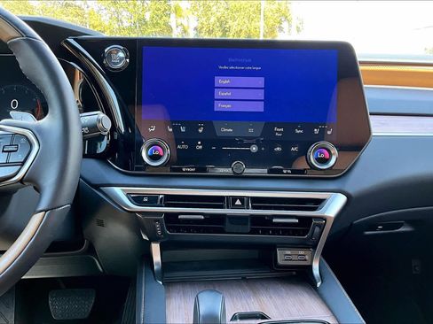 Used 2025 Lexus RX 350 Premium w/ Accessory Package (Z1) image 7