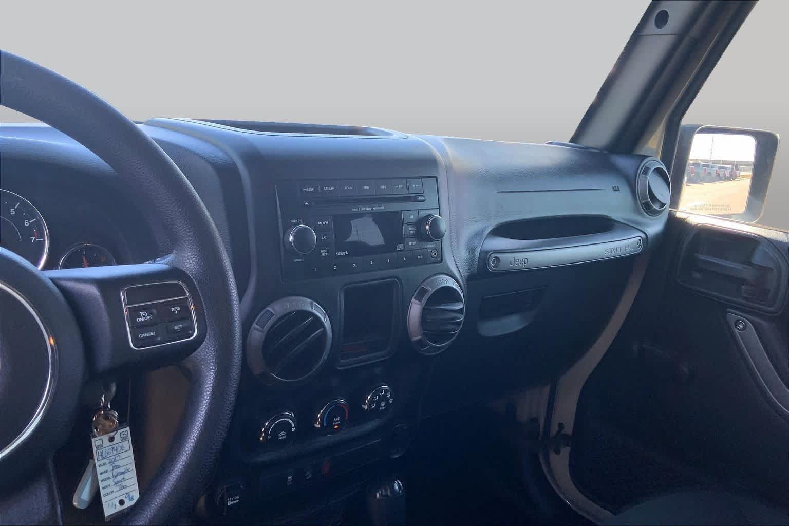 Used 2017 Jeep Wrangler Sport AWD/4WD image 7