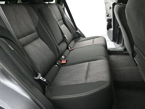 Used 2025 Nissan Rogue SV FWD image 9