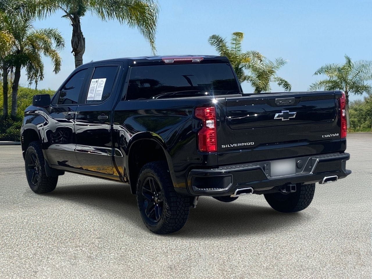 Used 2024 Chevrolet Silverado 1500 Custom Trail Boss AWD/4WD image 3