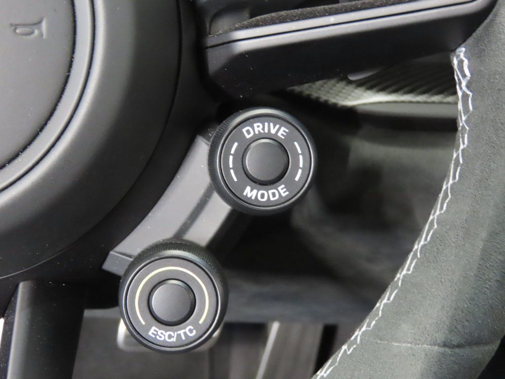 Certified 2025 Porsche 911 GT3 RS RWD image 24