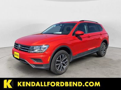 Used 2019 Volkswagen Tiguan SE w/ Panoramic Sunroof Package
