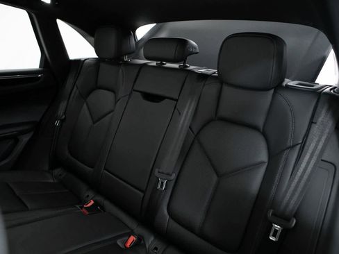 New 2026 Porsche Macan S AWD/4WD image 31