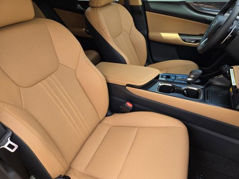 New 2026 Lexus NX 350h FWD w/ Premium image 6