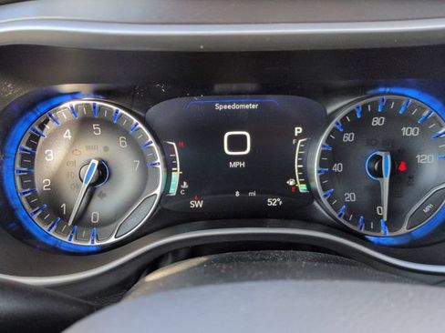 New 2026 Chrysler Pacifica Select AWD/4WD image 17