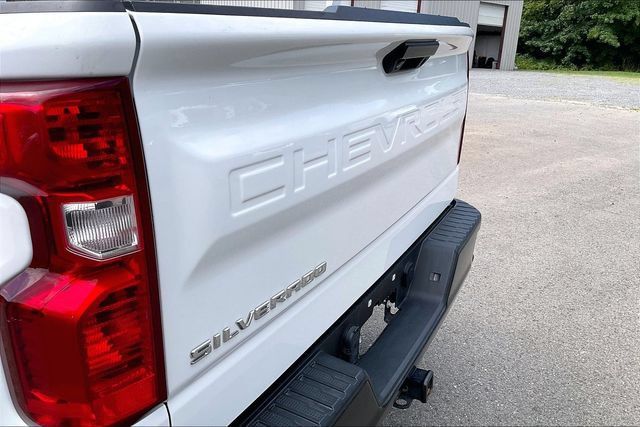Used 2024 Chevrolet Silverado 1500 W/T w/ Trailering Package AWD/4WD image 22