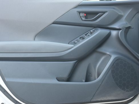 Certified 2024 Subaru Crosstrek 2.0i Premium image 14